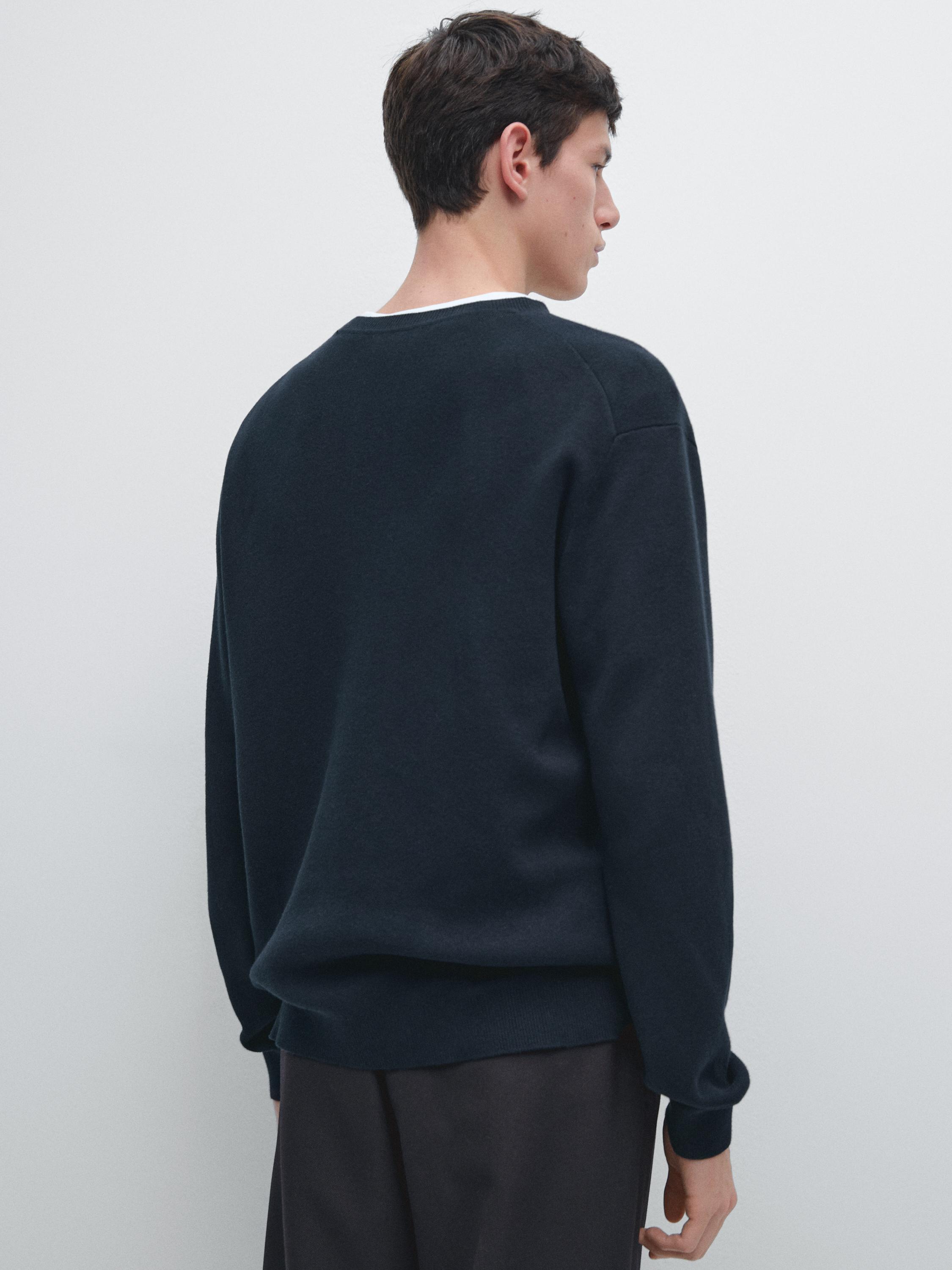 Knit 100% cotton crew neck sweater